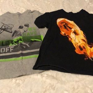 2 the children’s place t-shirts size small 5/6